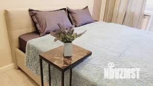 2-к квартира, посуточно, 45м2, 3/6 этаж