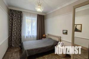 1-к квартира, посуточно, 42м2, 3/3 этаж