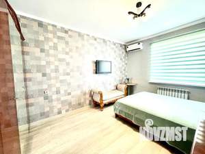 1-к квартира, посуточно, 40м2, 18/23 этаж