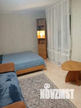 1-к квартира, посуточно, 35м2, 4/10 этаж