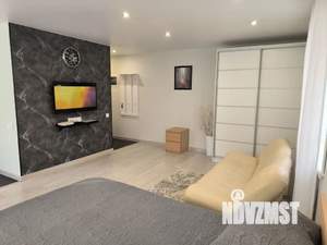 Студия квартира, посуточно, 35м2, 2/5 этаж