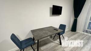 Студия квартира, посуточно, 30м2, 1/9 этаж