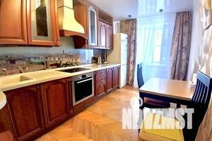 2-к квартира, посуточно, 50м2, 3/6 этаж