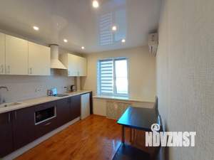 1-к квартира, посуточно, 32м2, 1/9 этаж