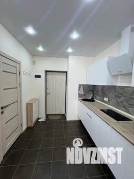 Студия квартира, посуточно, 30м2, 4/9 этаж