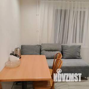 1-к квартира, посуточно, 37м2, 10/10 этаж