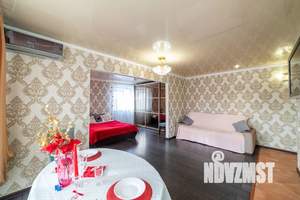 2-к квартира, посуточно, 50м2, 5/5 этаж