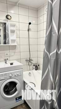 Студия квартира, посуточно, 35м2, 1/10 этаж