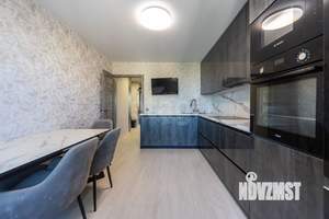 2-к квартира, вторичка, 57м2, 10/10 этаж