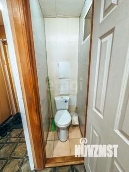 2-к квартира, вторичка, 42м2, 1/5 этаж