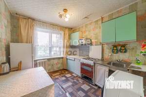 3-к квартира, вторичка, 68м2, 1/10 этаж