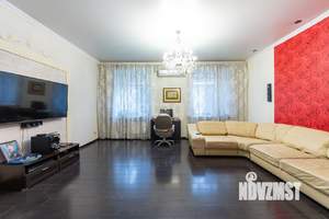 2-к квартира, вторичка, 60м2, 3/3 этаж