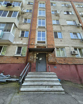 2-к квартира, вторичка, 44м2, 1/5 этаж