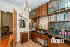 4-к квартира, вторичка, 62м2, 5/5 этаж