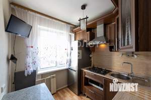 2-к квартира, вторичка, 44м2, 3/5 этаж