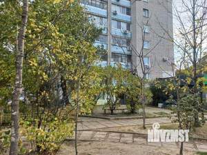 3-к квартира, вторичка, 58м2, 1/15 этаж