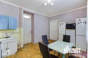 3-к квартира, вторичка, 107м2, 1/5 этаж