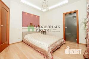 4-к квартира, вторичка, 131м2, 7/19 этаж