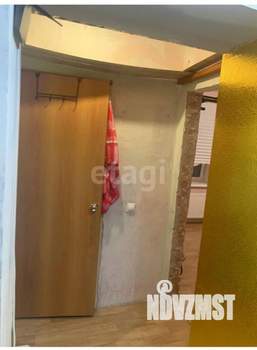 2-к квартира, вторичка, 56м2, 1/9 этаж