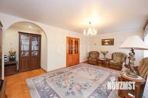 2-к квартира, вторичка, 67м2, 3/10 этаж