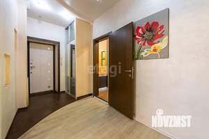 3-к квартира, вторичка, 84м2, 1/3 этаж