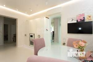 3-к квартира, вторичка, 92м2, 2/23 этаж