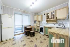 2-к квартира, вторичка, 62м2, 1/5 этаж