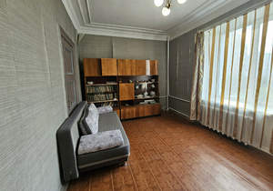 2-к квартира, вторичка, 60м2, 2/5 этаж