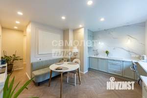 2-к квартира, вторичка, 63м2, 1/25 этаж