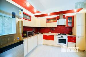 3-к квартира, вторичка, 84м2, 1/3 этаж