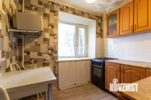 4-к квартира, вторичка, 59м2, 1/5 этаж