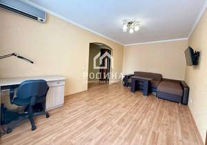 2-к квартира, вторичка, 44м2, 1/5 этаж