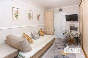 3-к квартира, вторичка, 61м2, 1/5 этаж