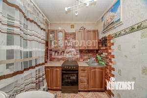 3-к квартира, вторичка, 58м2, 2/5 этаж