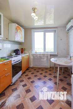 3-к квартира, вторичка, 63м2, 9/9 этаж