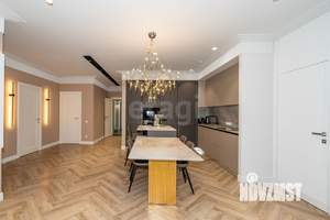 4-к квартира, вторичка, 178м2, 2/9 этаж