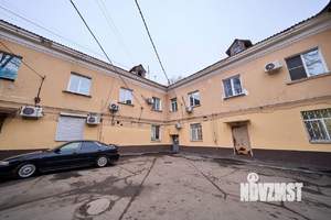 2-к квартира, вторичка, 60м2, 1/2 этаж