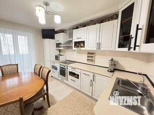 3-к квартира, вторичка, 62м2, 8/9 этаж