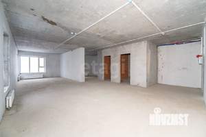 3-к квартира, вторичка, 74м2, 21/27 этаж