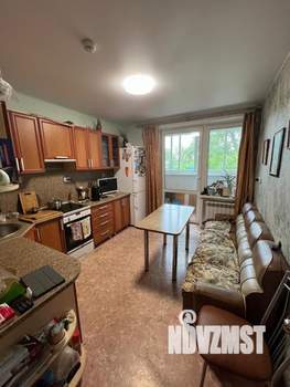 2-к квартира, вторичка, 56м2, 1/3 этаж