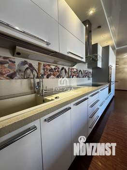 3-к квартира, вторичка, 115м2, 2/19 этаж