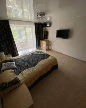 4-к квартира, вторичка, 126м2, 3/12 этаж