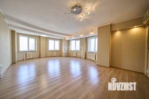 3-к квартира, вторичка, 130м2, 5/22 этаж