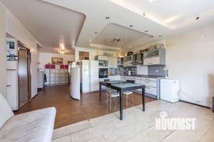 3-к квартира, вторичка, 82м2, 6/8 этаж