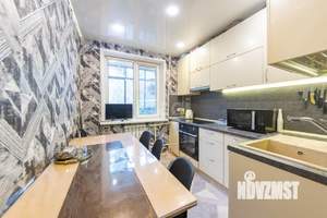 3-к квартира, вторичка, 62м2, 1/5 этаж