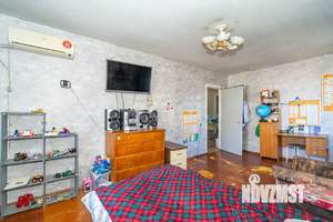 3-к квартира, вторичка, 62м2, 5/5 этаж