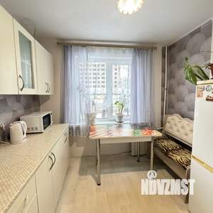 2-к квартира, вторичка, 50м2, 1/9 этаж