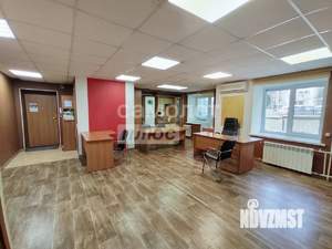 2-к квартира, вторичка, 62м2, 1/10 этаж