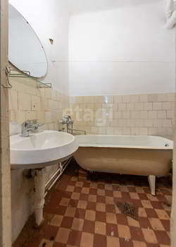 3-к квартира, вторичка, 65м2, 1/2 этаж