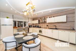 4-к квартира, вторичка, 126м2, 4/10 этаж